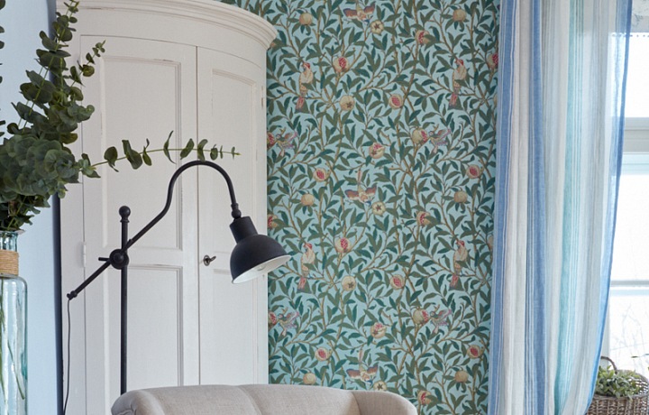 Luxusní showroom Anglická sezóna, interiér 