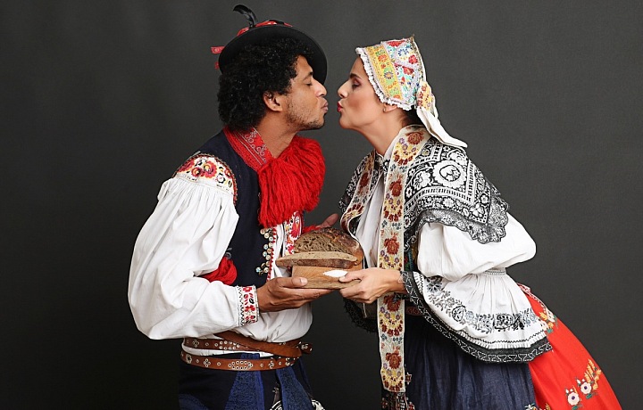 Ornella Koktová a Alex Damazio