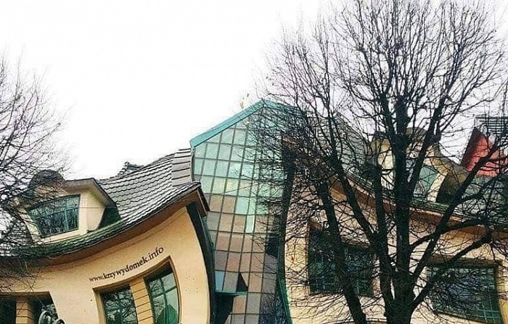 Křivý dům je nyní oblíbenou atrakcí