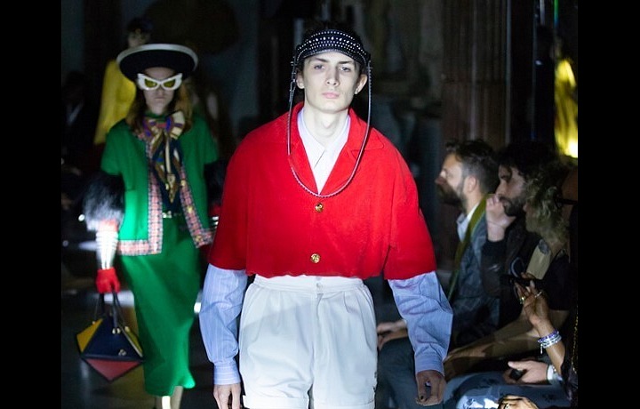 Plejáda modelů ve stylu "Co dům dal"