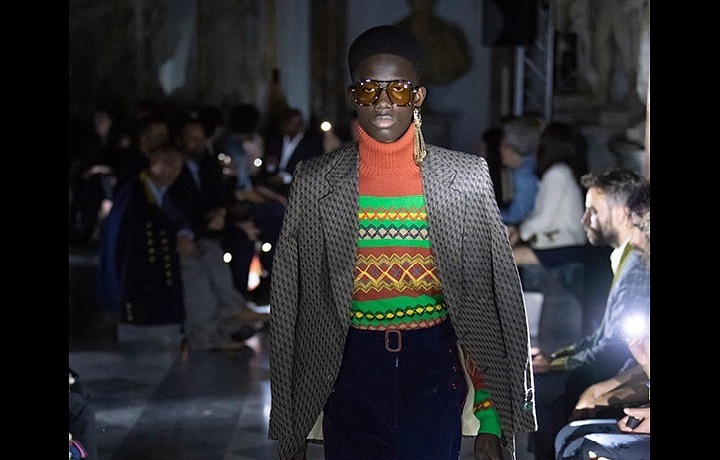 Plejáda modelů ve stylu "Co dům dal"