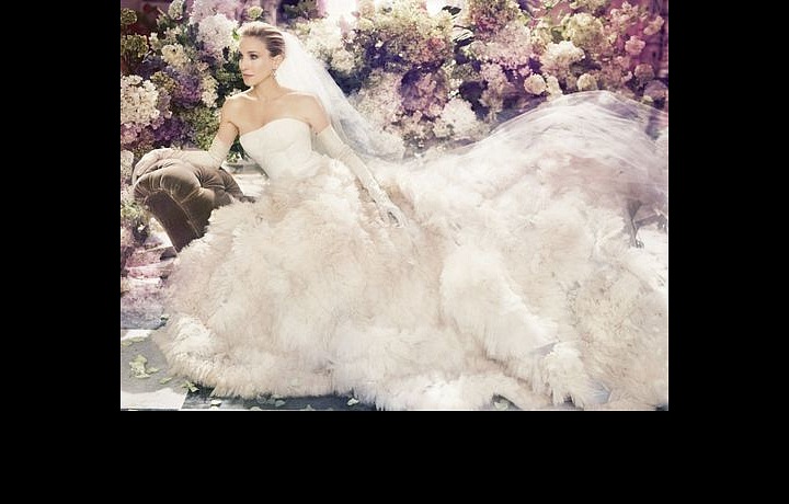 Kate Hudson v šatech Very Wang.