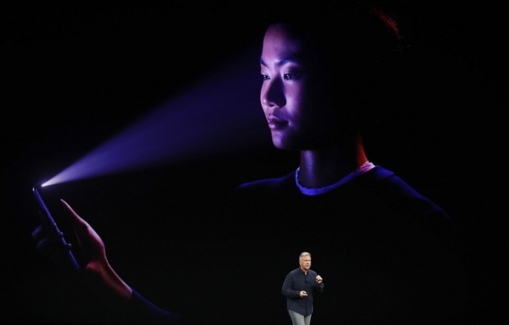 Iphone X - technologie rozpoznávání obličeje