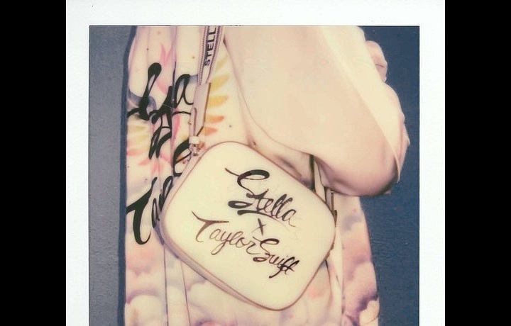 Veganská kabelka z kolekce Stella x Taylor Swift