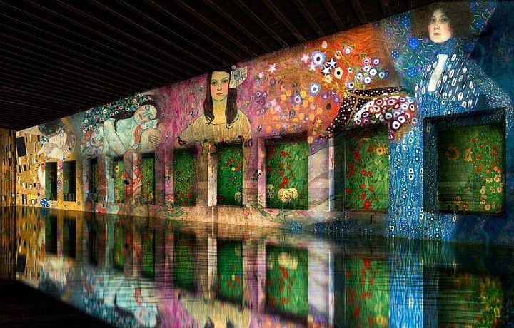 Gustav Klimt bude k vidění v obřím prostoru v bývalé podmořské základně. 