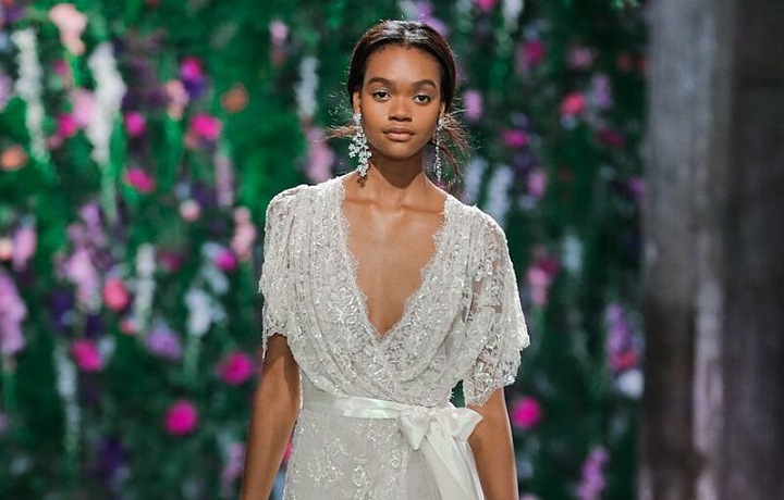 Luxusní šaty od Galie Lahav.