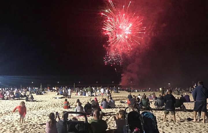 Silvestr v Austrálii na pláži