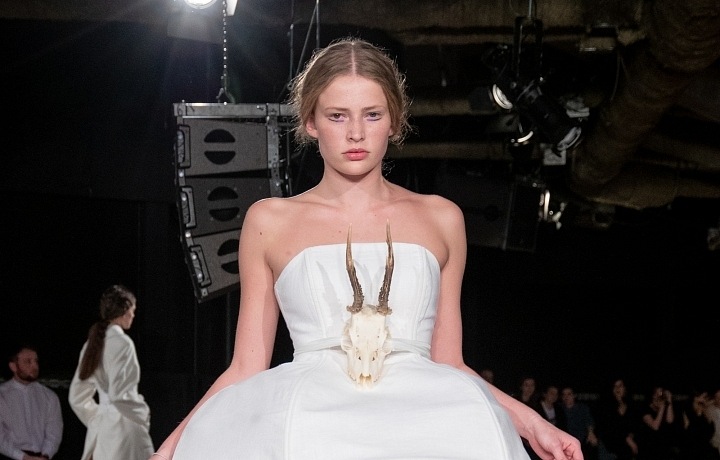 Vítězný svatební model