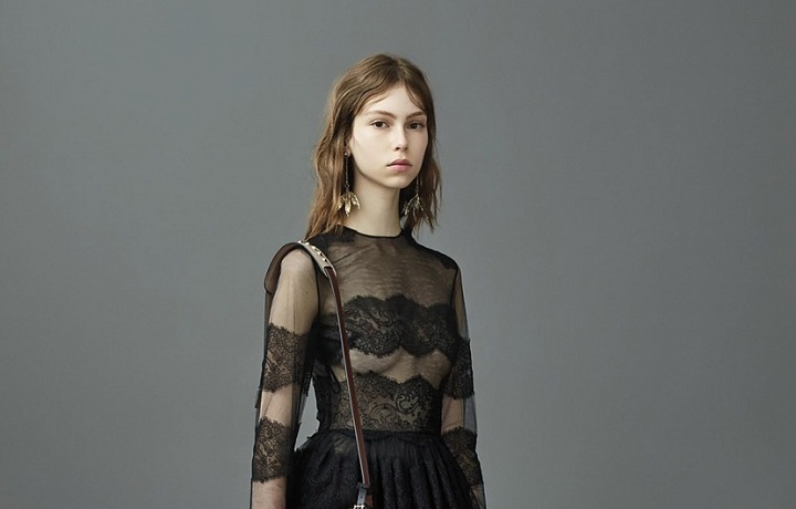 Valentino Spring 2017 - inspirováno Kubou