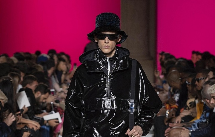 Bez klobouku ani ránu