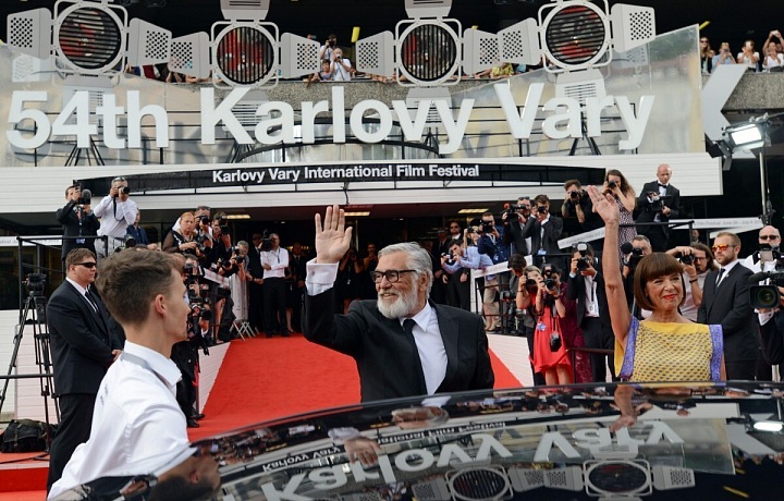 Jiří Bartoška s manželkou