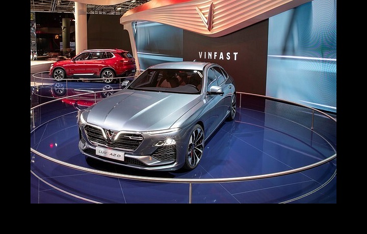 VinFast Lux A2.0 sedan a SA2.0