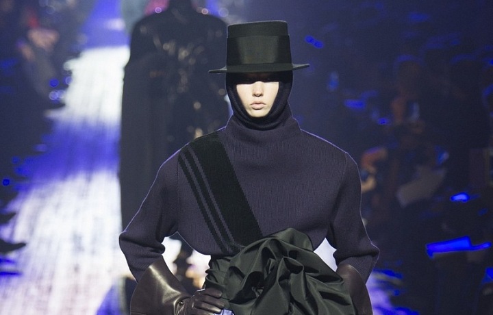 Mašle a řazení doprovází celou kolekci