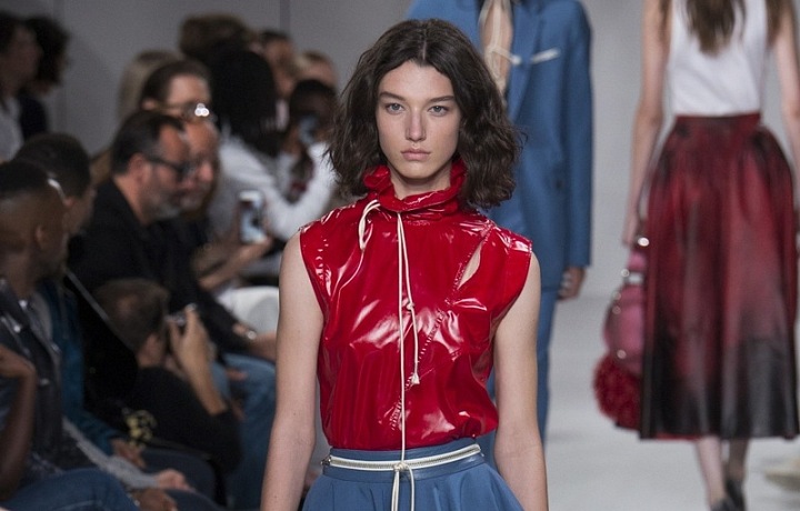 Latex je v poslední době trendy.