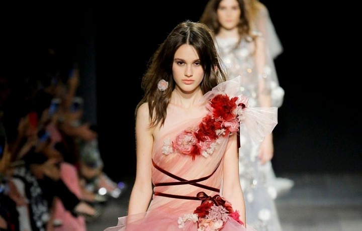 Princeznovské sukně v SS 2018