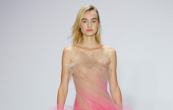 Tylové šaty Oscar de la Renta SS 2018