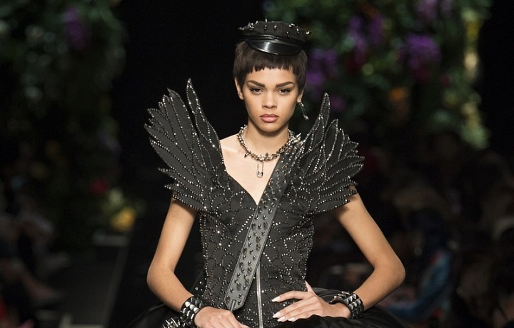 Rockerský styl Moschina.