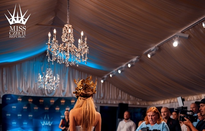 Kateřina Kasanová v národním kostýmu