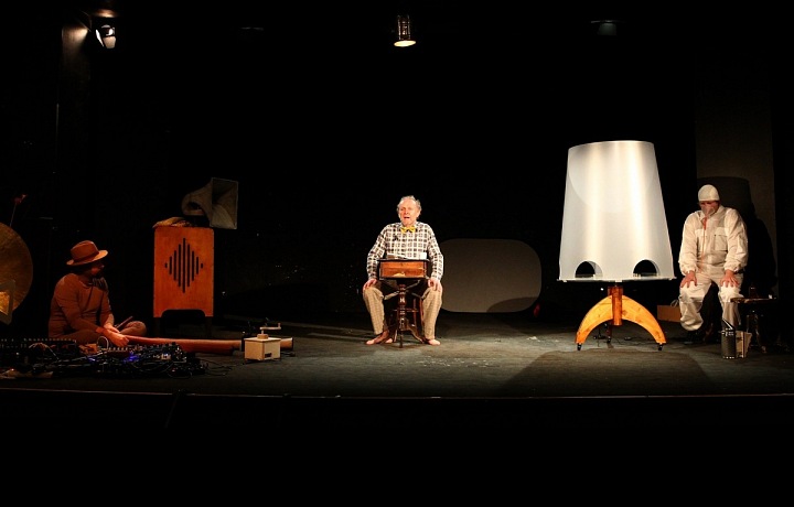 Sláva strojů a měst