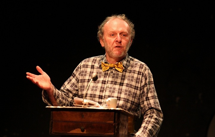 Jaroslav Dušek v nové divadelní hře