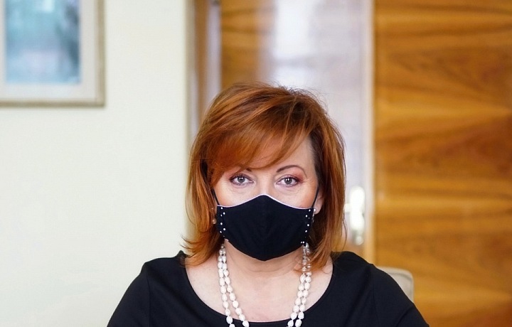 Alena Schillerová ve své kanceláři.