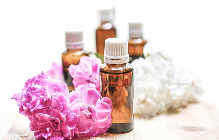 Vonné oleje pro aroma masáž