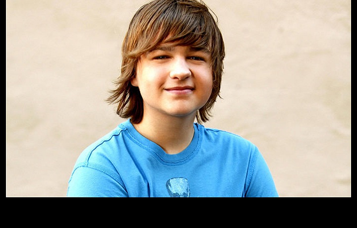 Angus Turner Jones jako dítě