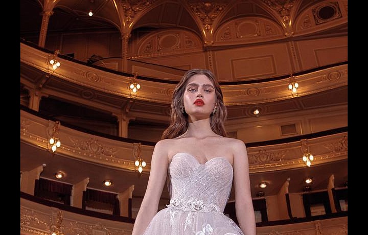 Galia Lahav - model Aphrodite