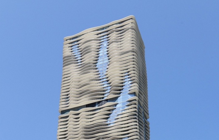 Mrakodrap Aqua v celé své kráse