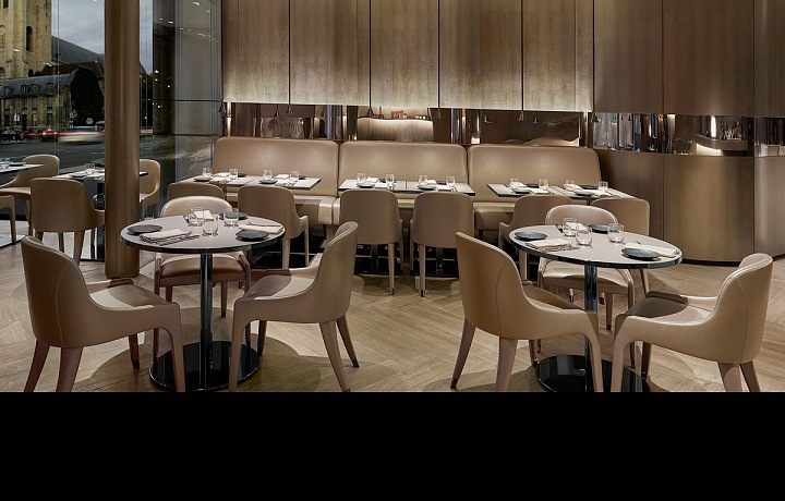 Armani Café Paříž