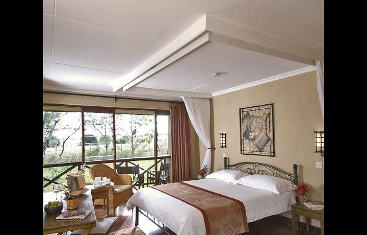 Camp Ashnil Aruba Lodge