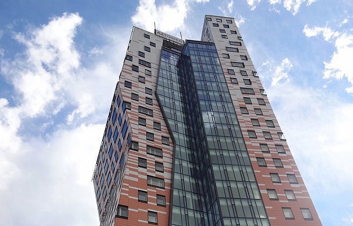 Stavba - pohled z venku