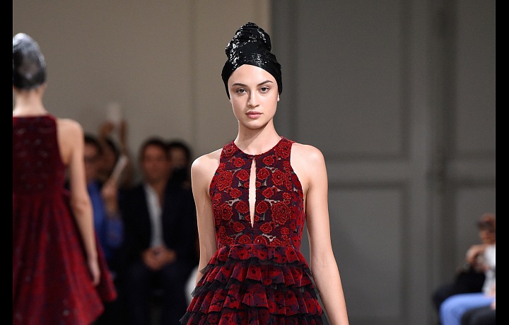 Smyslná róba podtrhující ženskou krásu! 