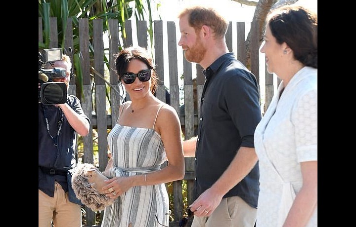 Meghan v casual outfitu