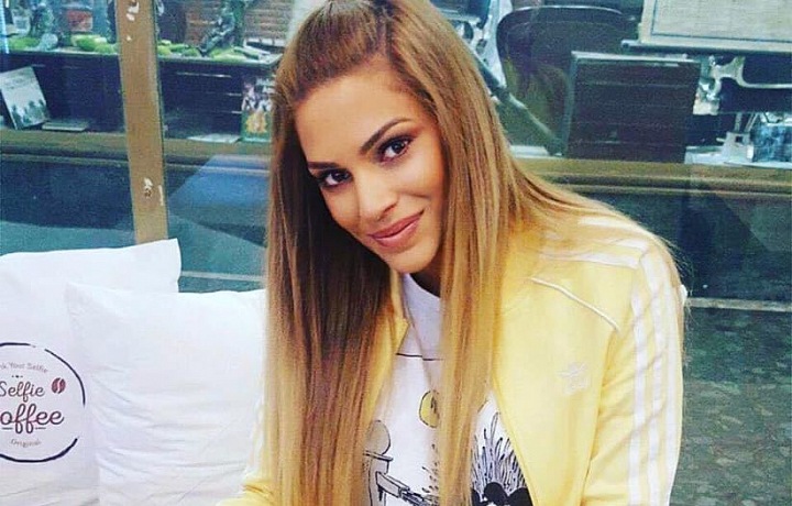 Každému je líto svou kávu vypít. 