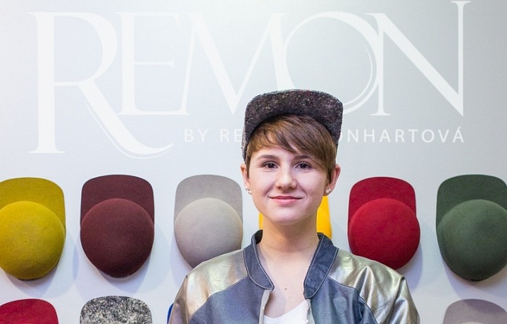 Remon by Rebeka Monhartová 