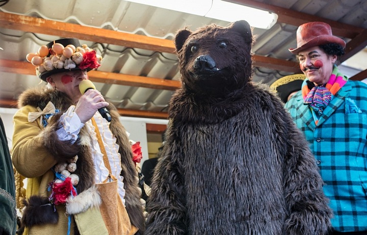 Malostranský masopust, průvod