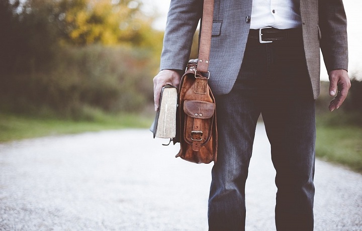 Učitel je vzdělaný člověk, podle toho by měl být také ohodnocen.