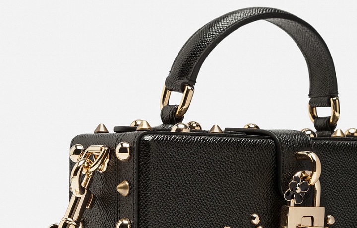 Luxusní kabelka z kolekce Love is in the air.