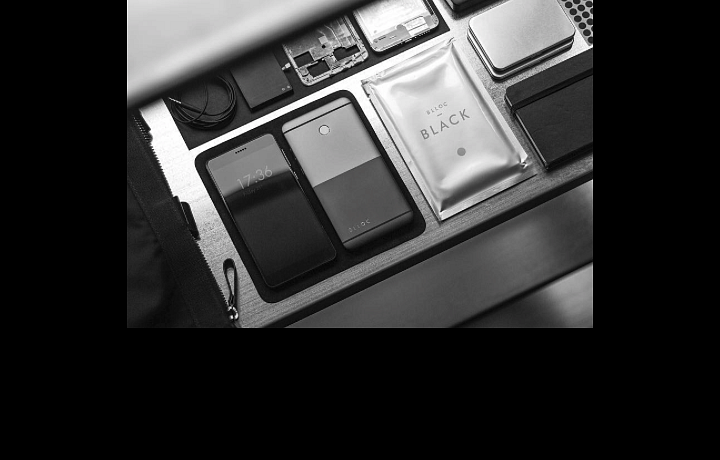 Blloc mobilní telefon a příslušenství