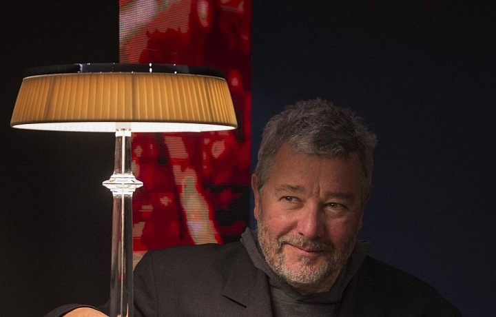 Bon Jour Versailles a Philippe Starck