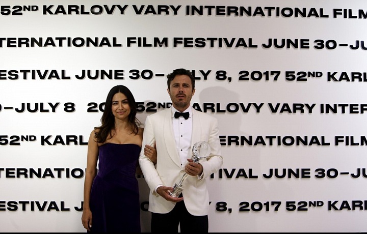 Casey Affleck, Floriana Lima, 2017