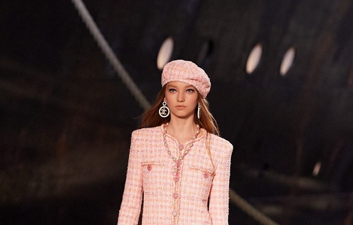 Oblíbený ikonický tvíd