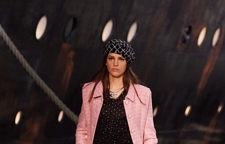 Oblíbený ikonický tvíd