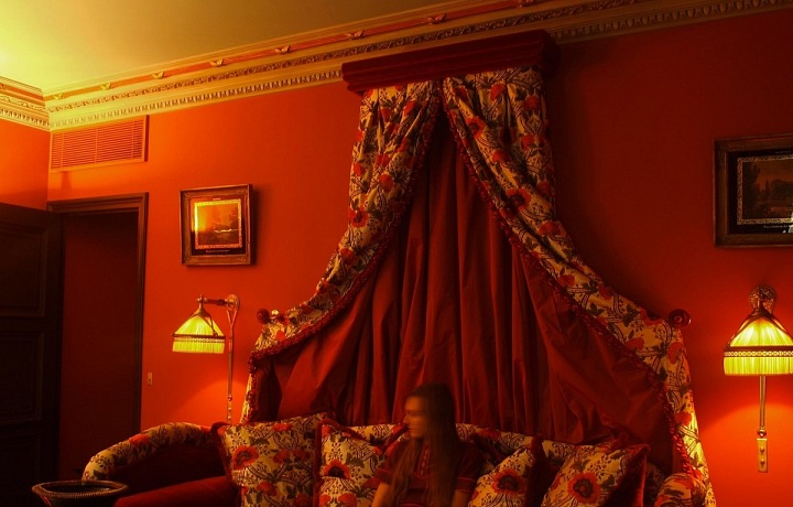 Interiér hotelového pokoje