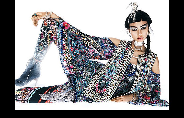 Camilla: kolekce Chinese Whisperes