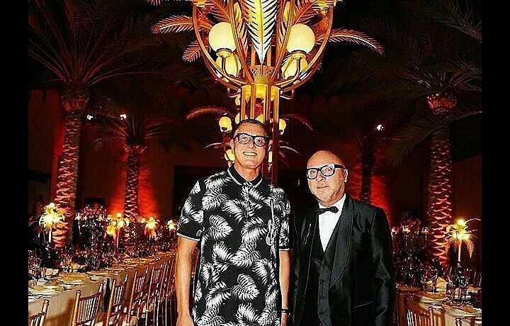 takhle se v roce 2016 slavilo otevření butiku.