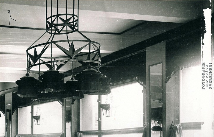 Kavárna na počátku 20. století