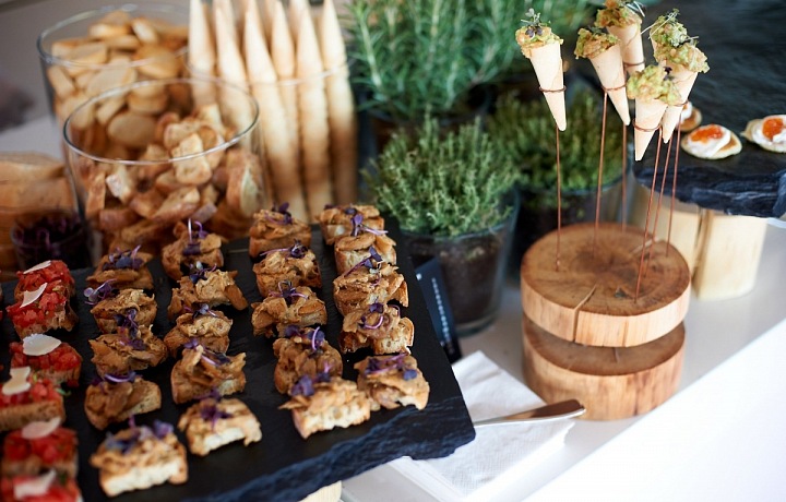 Nechybí excelentní catering