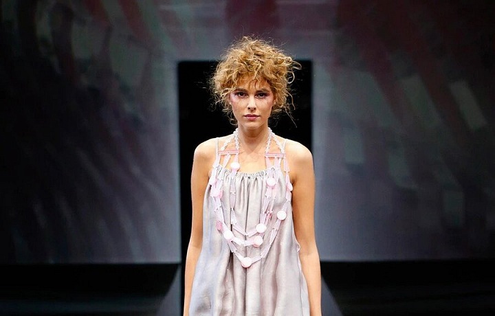 Oslňující Giorgio Armani SS19